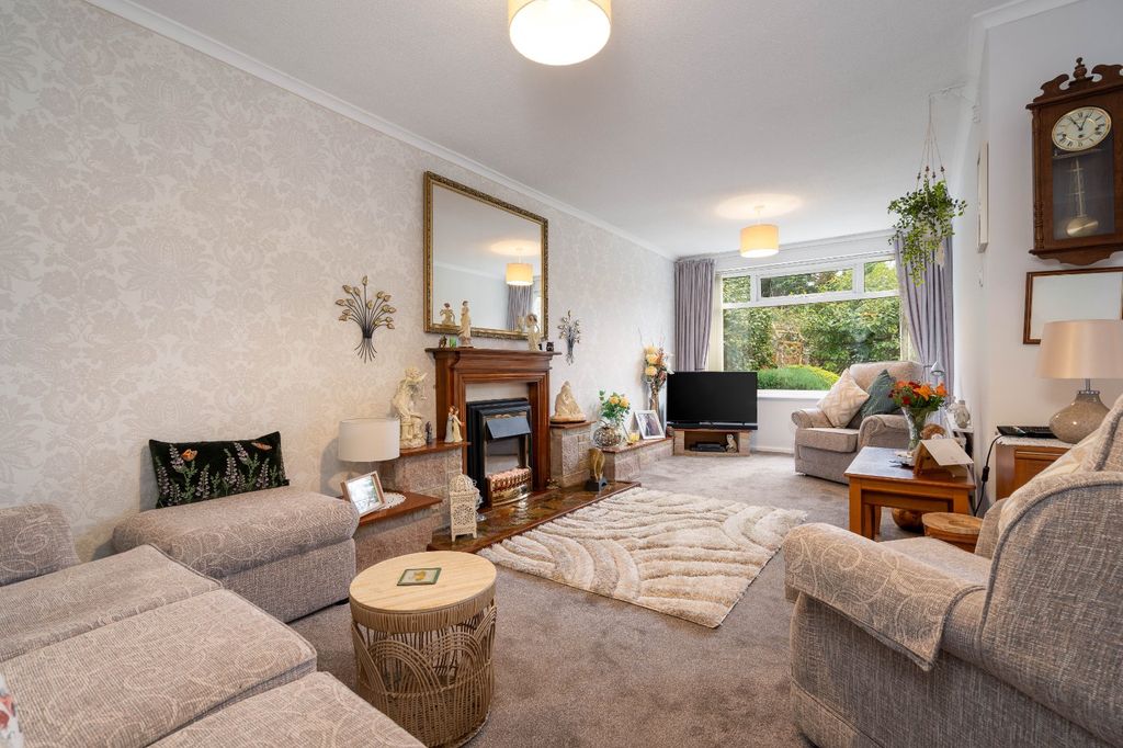 Property photo 3 of 16 Picture No. 13