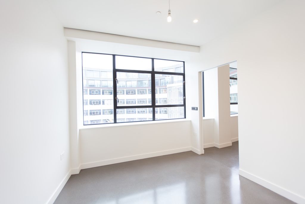 Property photo 3 of 11 Picture No. 19