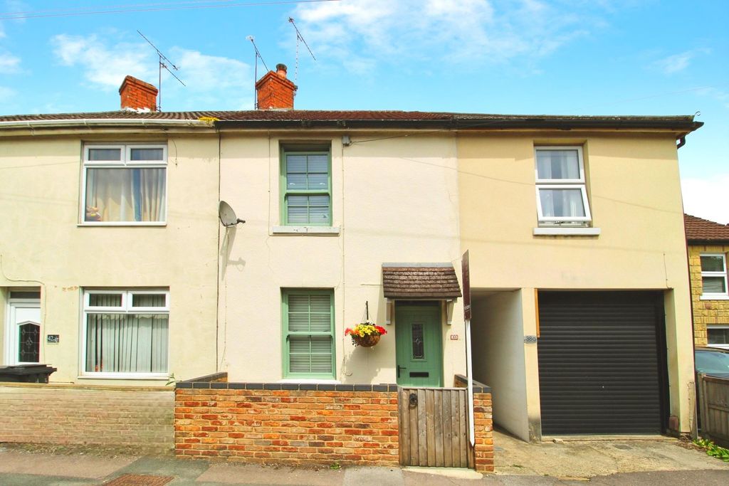 Property photo 1 of 13
