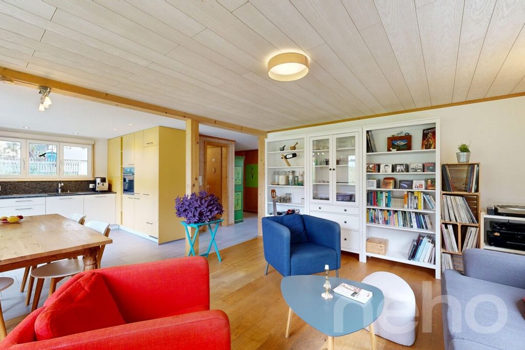 Property photo 1 of 12