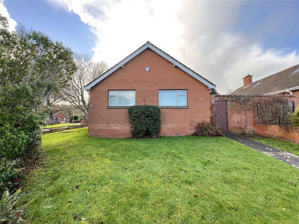 Property photo 3 of 10 Picture No. 12