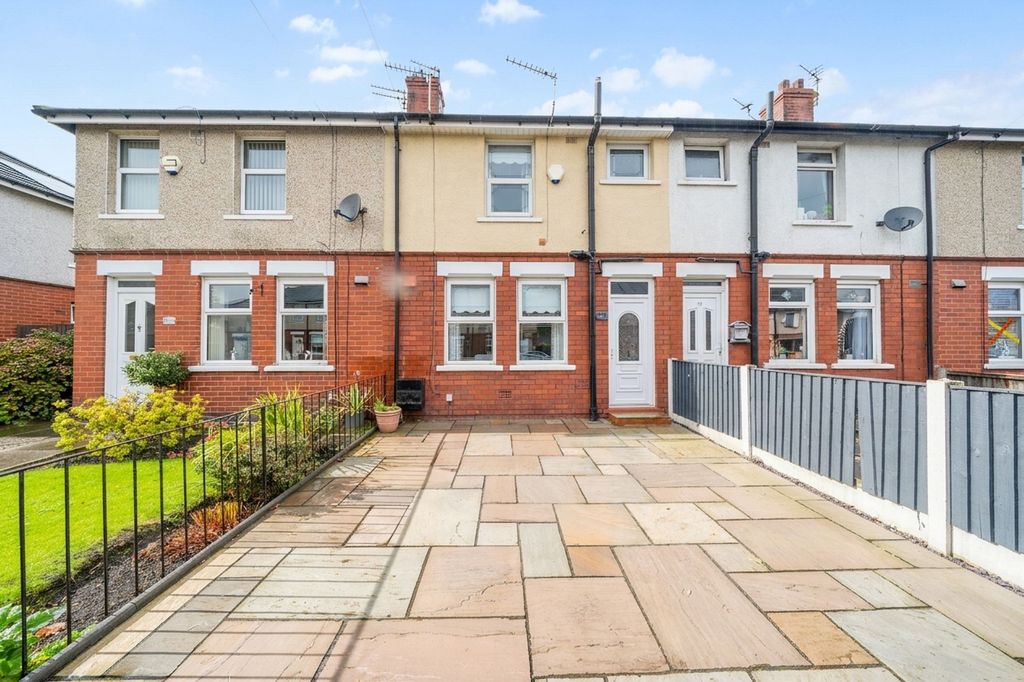 Property photo 1 of 13