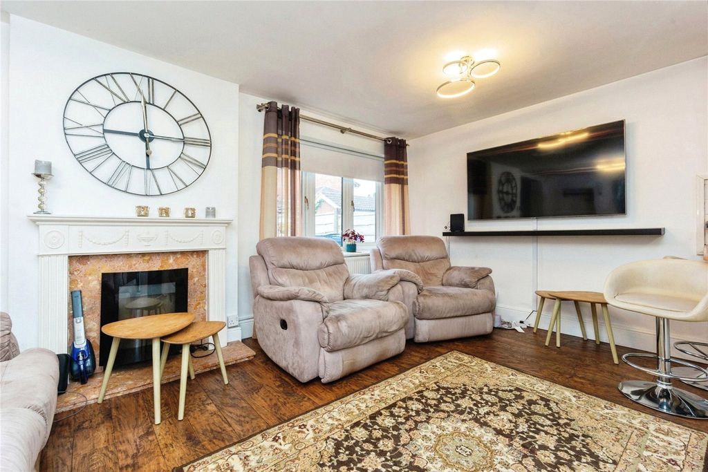 Property photo 2 of 19 Picture No. 02