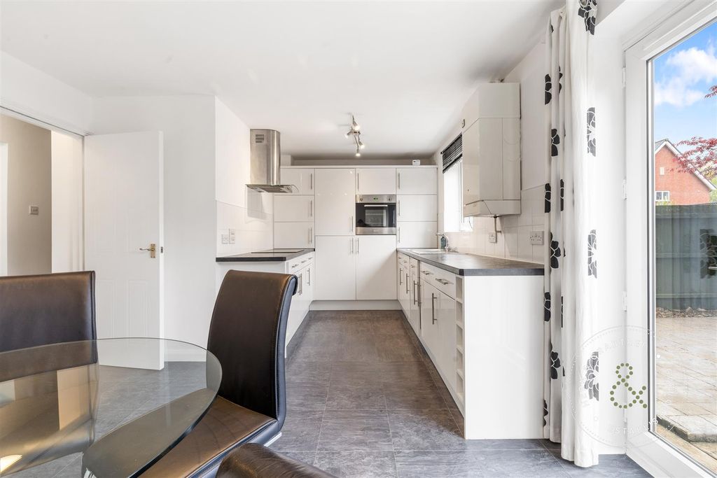 Additional image 6 of 4 bed terraced house for saleBarquentine Place, Cardiff Bay CF10