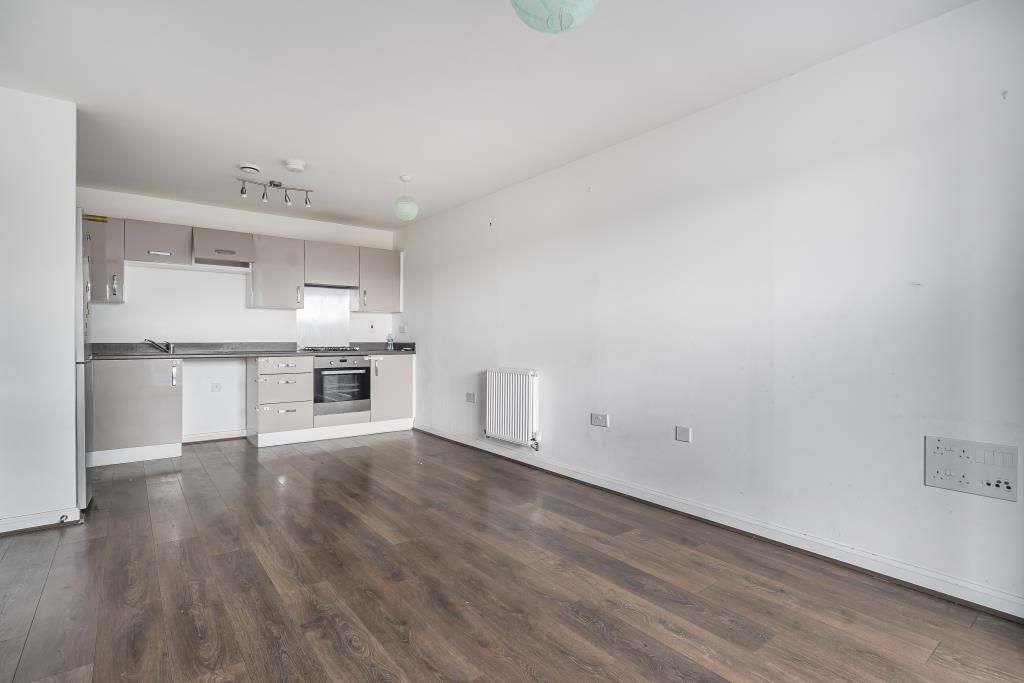 Property photo 2 of 14 Kitchen