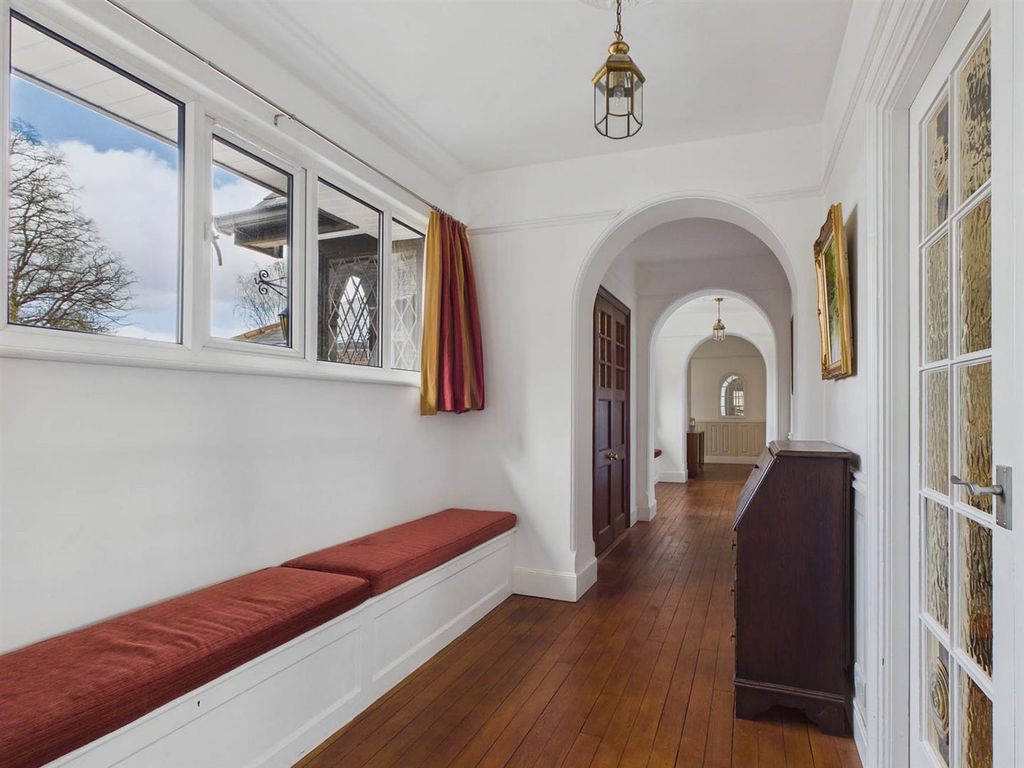 Additional image 14 of 7 bed detached house for salePeachfield Road, Malvern WR14