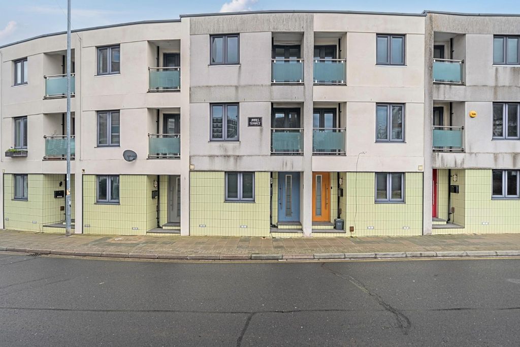 Property photo 1 of 13 1425167-1-69Afed7062Dd2.Jpg