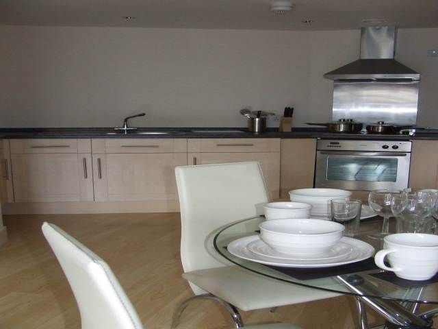 Property photo 2 of 6 Kitchen