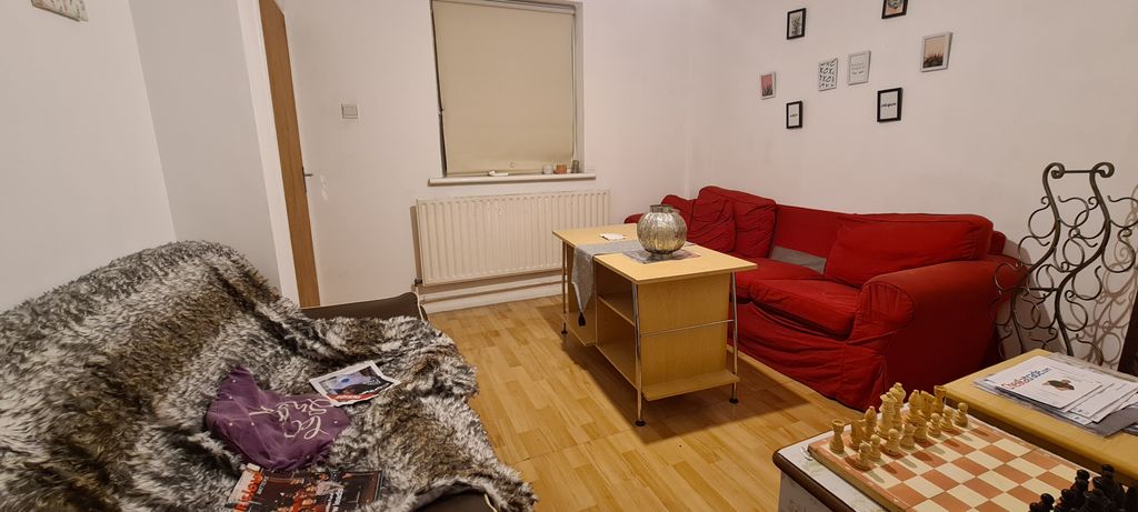 Property photo 3 of 4