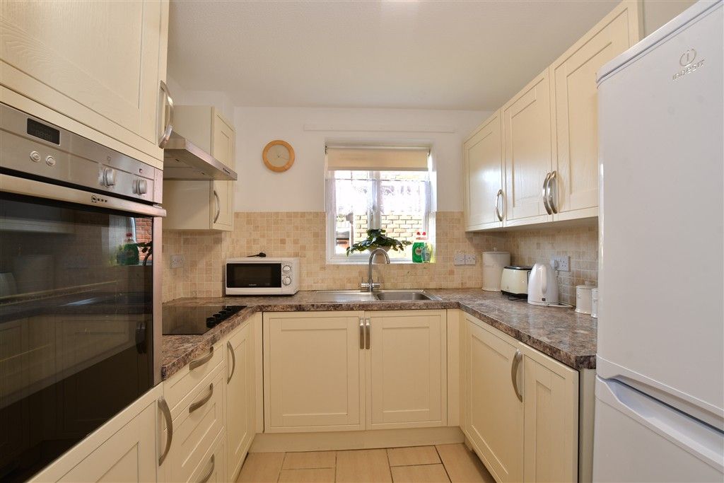 Property photo 2 of 15 Kitchen