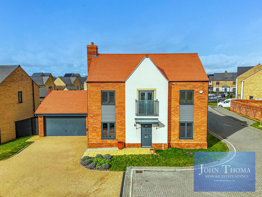 Property photo 1 of 30 Photo 32