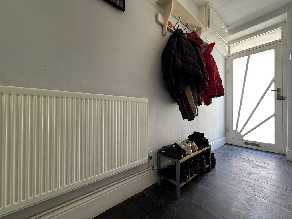 Property photo 2 of 25 Picture No. 02