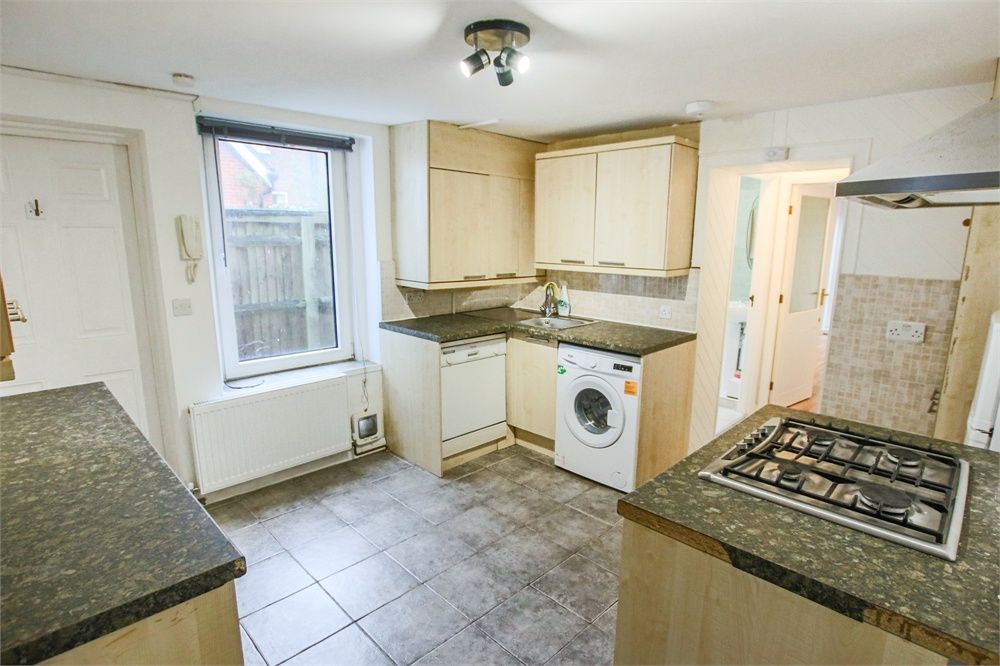 Property photo 2 of 9