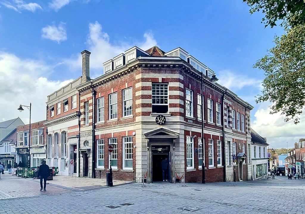 Property photo 1 of 11 398646408_335377332411879_3545696562735834059_N.Jpg