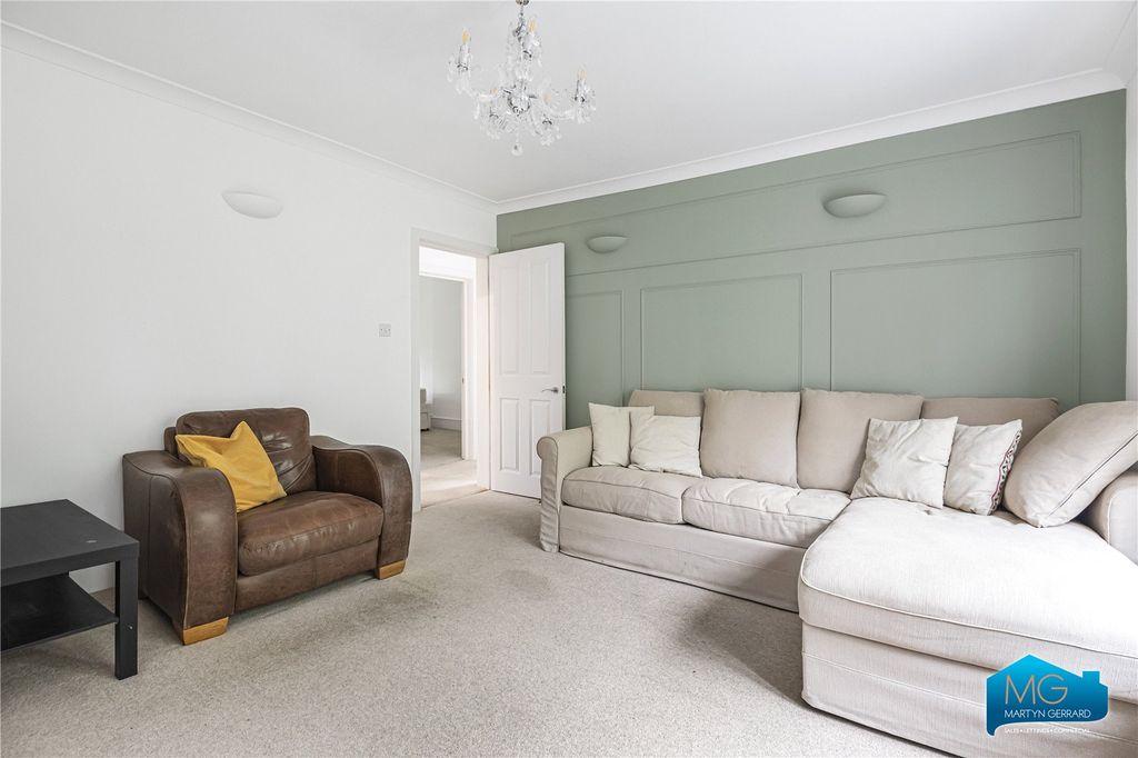 Property photo 3 of 14 Picture No. 27