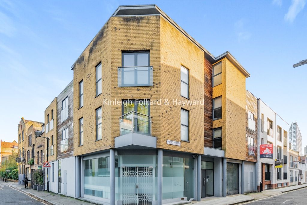 Property photo 1 of 9 177Fe938-52cc-4A22-8