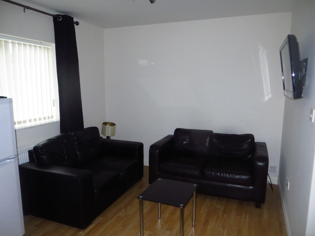 Property photo 2 of 4 Img_2974_2_Original.Jpg