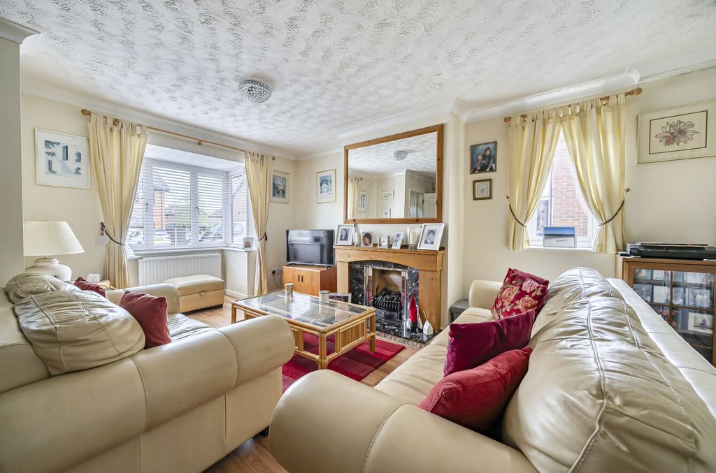 Property photo 3 of 16 1437114-1-69Dfc08...