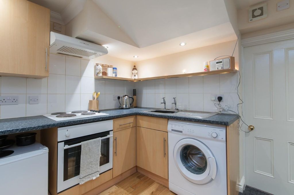 Property photo 2 of 6 Picture 2