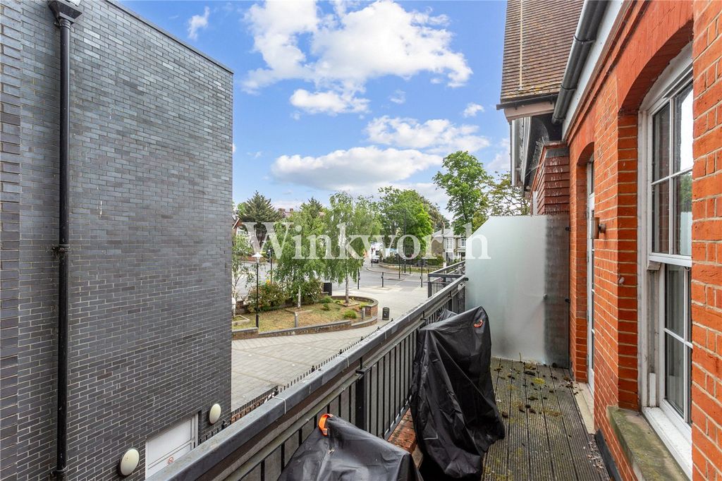 Property photo 3 of 13 Picture No. 31