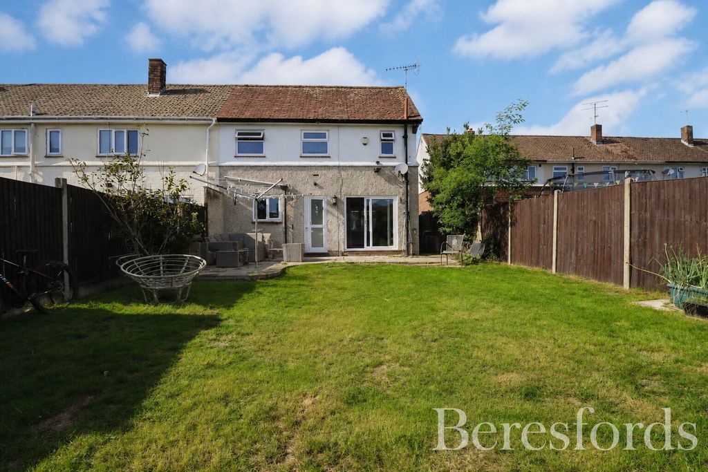 Property photo 2 of 26 Picture No. 16