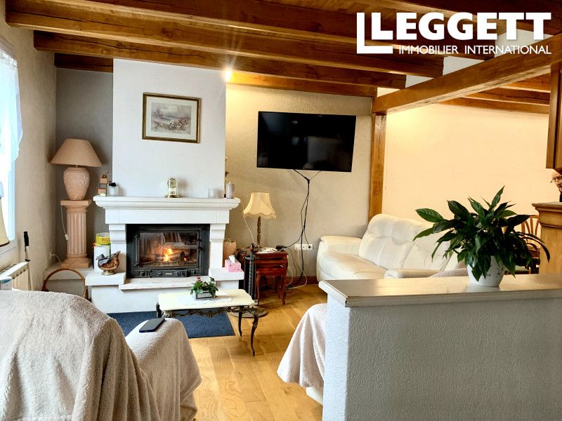 Property photo 2 of 10