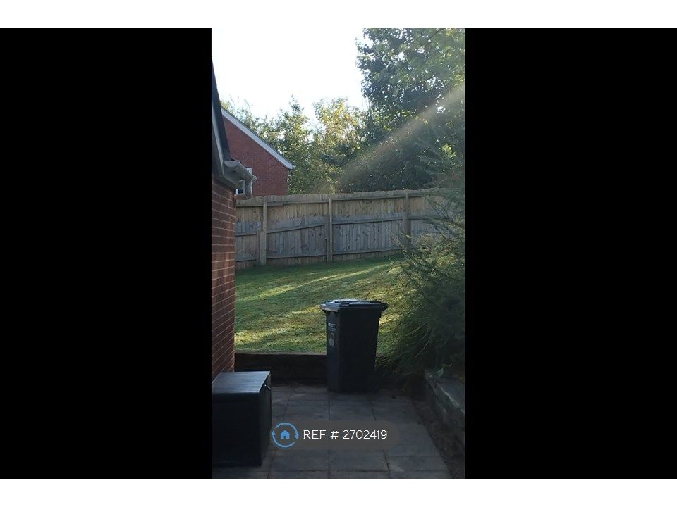 Property photo 2 of 24