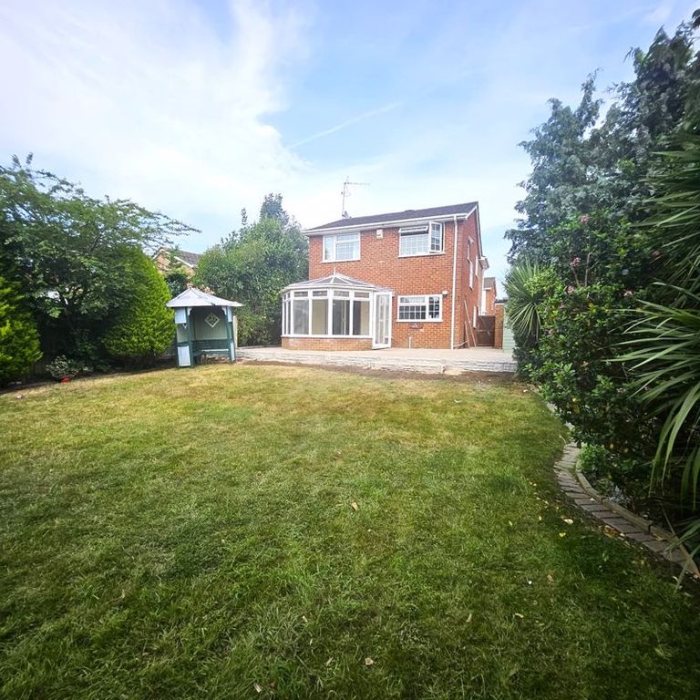 Property photo 3 of 11 Photo 8