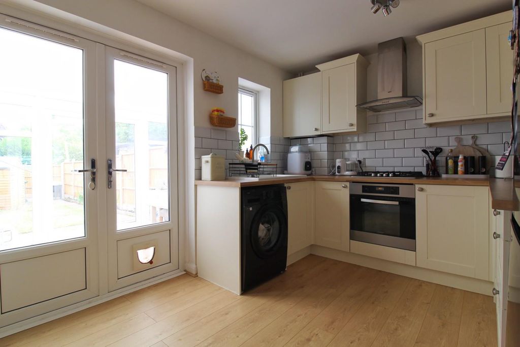 Property photo 3 of 11 Img_2609_Inpixio.Jpg