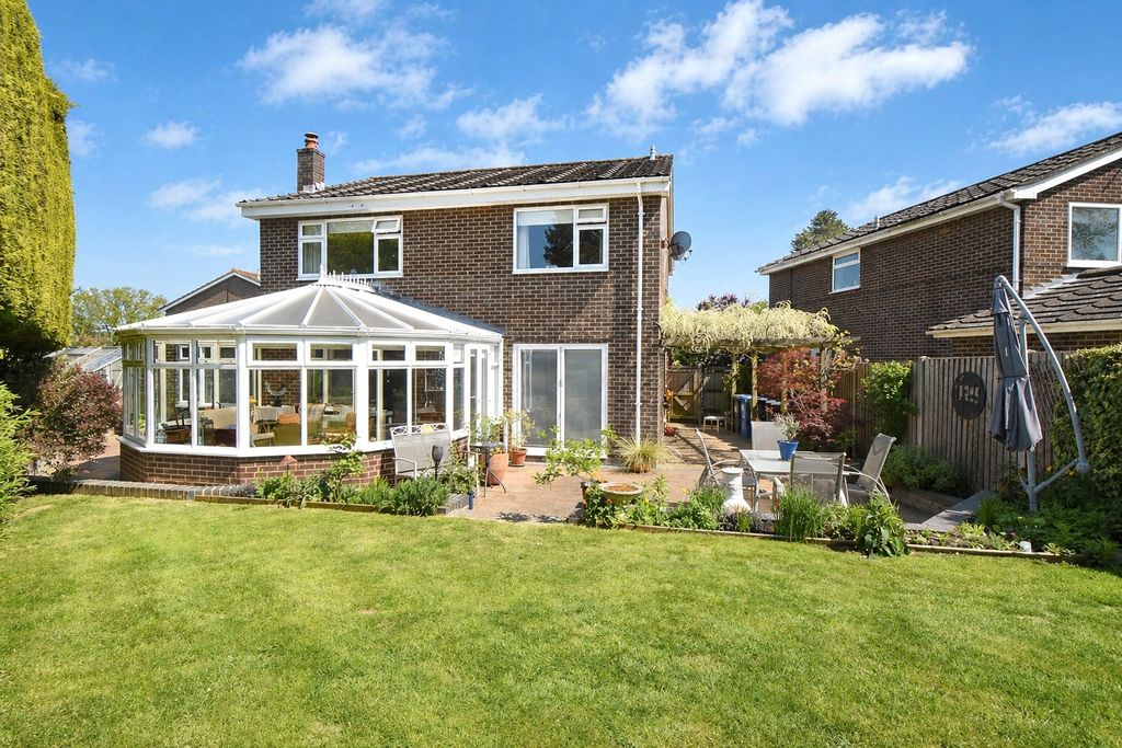 Property photo 2 of 21 Picture No. 48