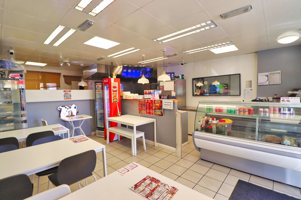 Property photo 2 of 6