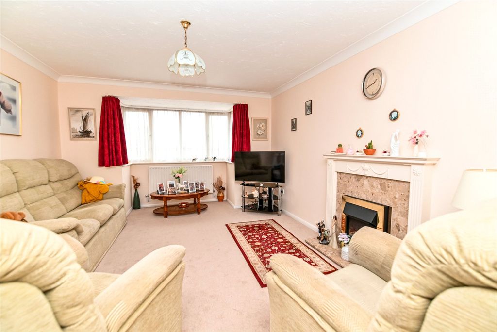 Property photo 2 of 16 Picture No. 04