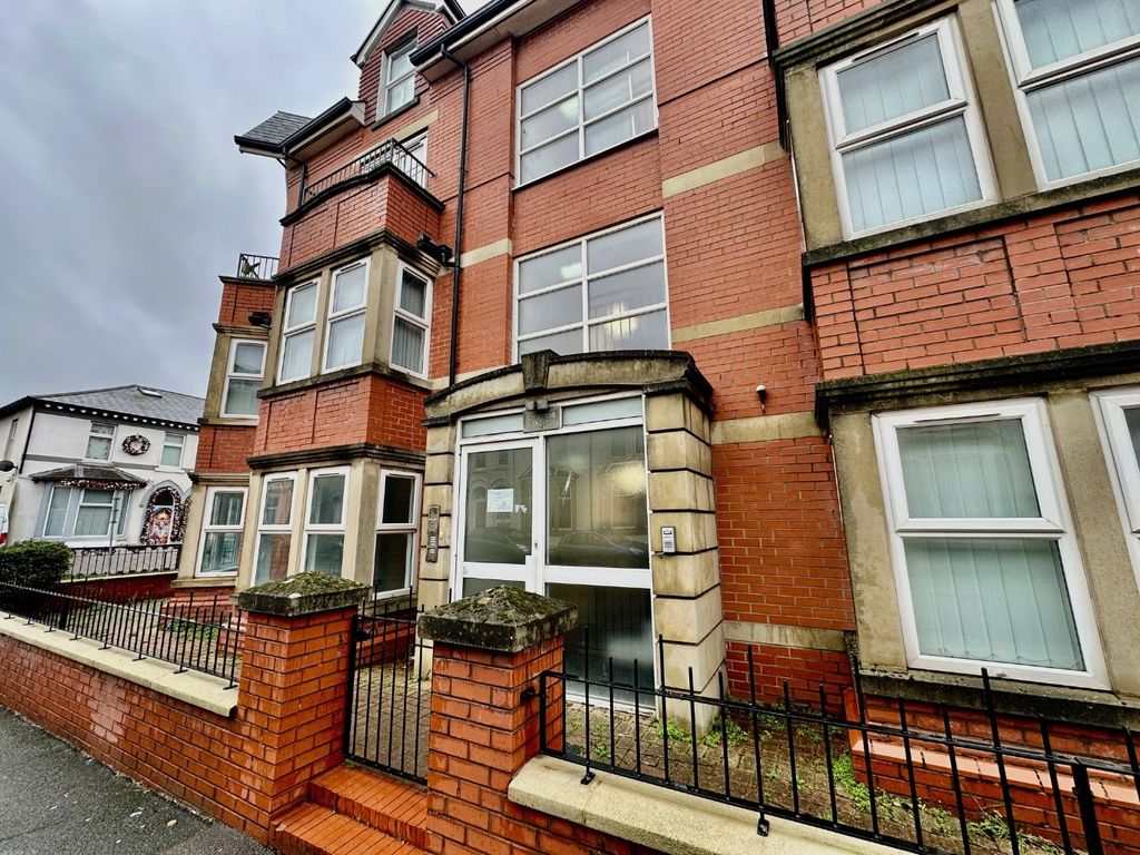 Property photo 1 of 6