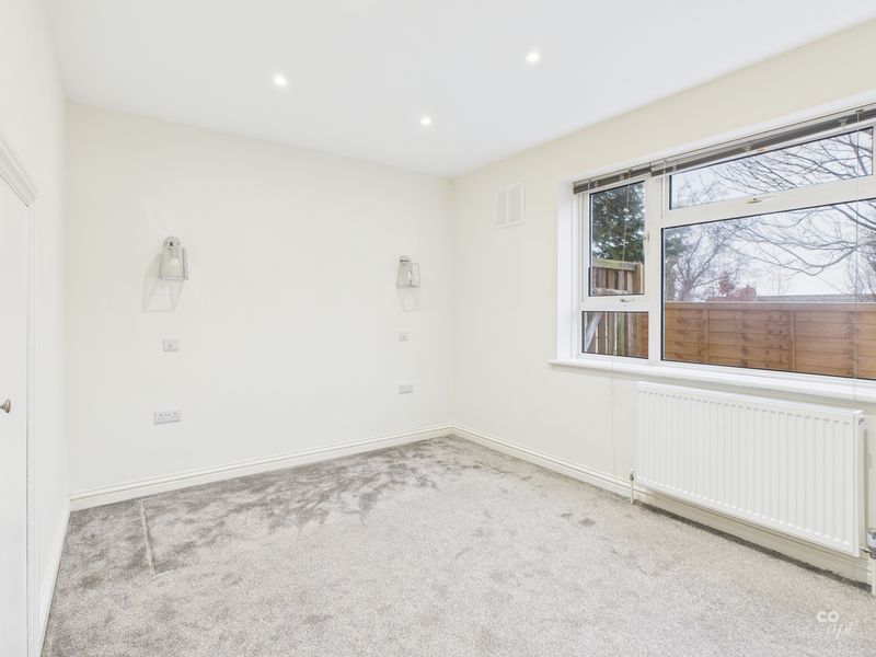 Property photo 3 of 10 Photo 6