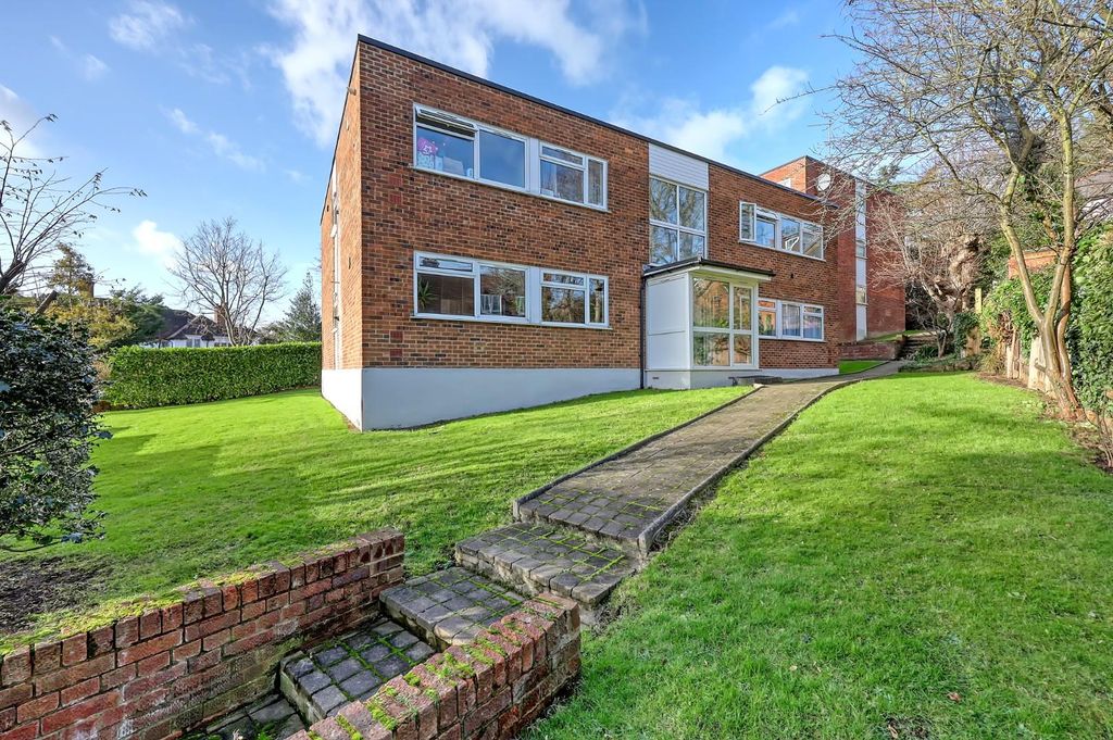 Property photo 1 of 14