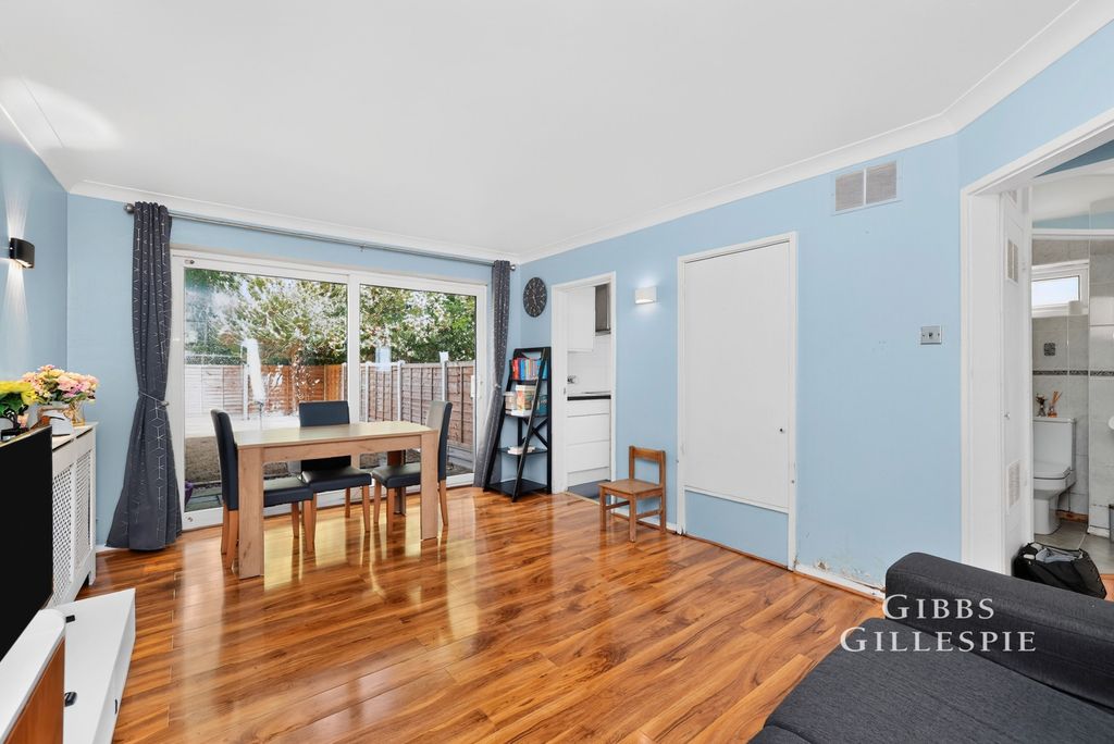 Property photo 2 of 18 Pbox-Img.Jpg