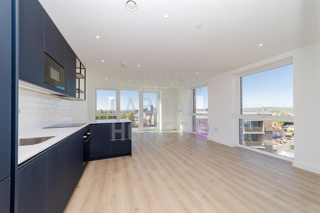 Property photo 2 of 23 2Sep8475.Jpg