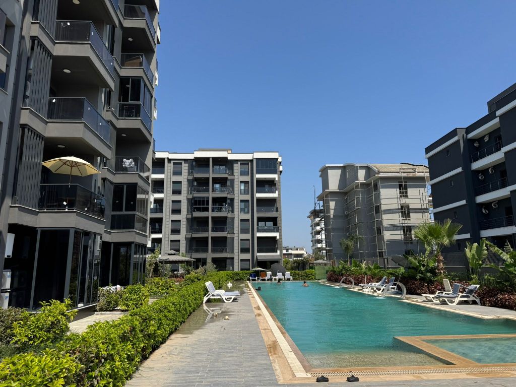 Property photo 3 of 20 Brand New Property For Sale In Antalya - Large Social Sunbathing Terraces