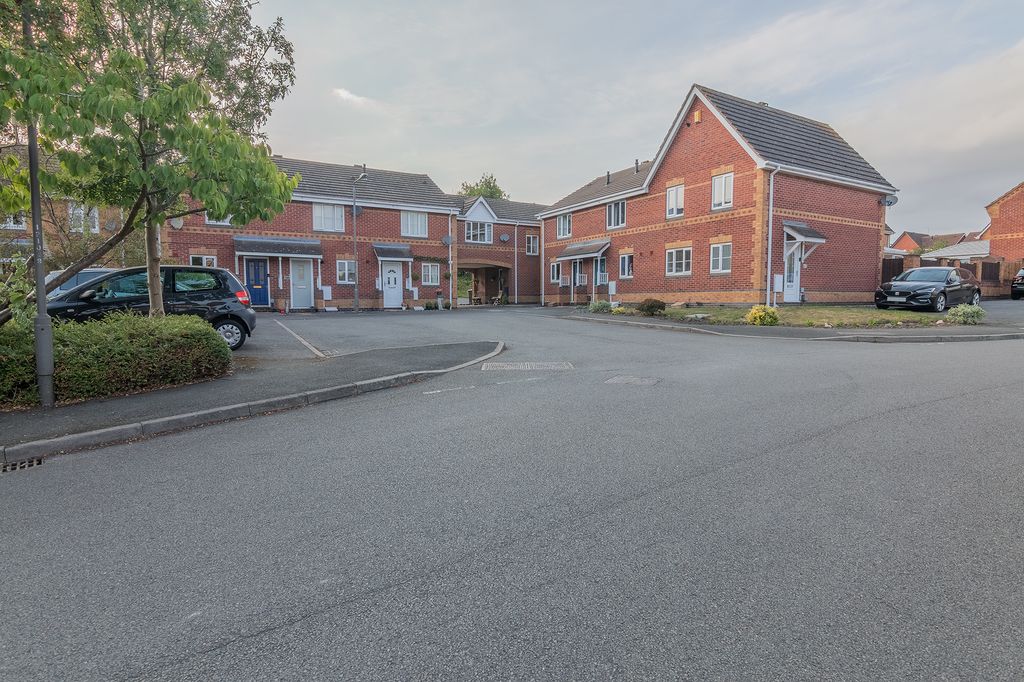 Additional image 20 of 1 bed flat for saleMiddle Close, Swadlincote DE11