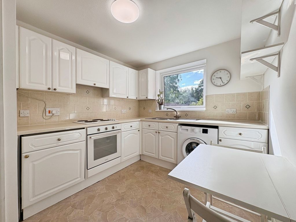 Property photo 3 of 13 Pbox-Img.Jpg