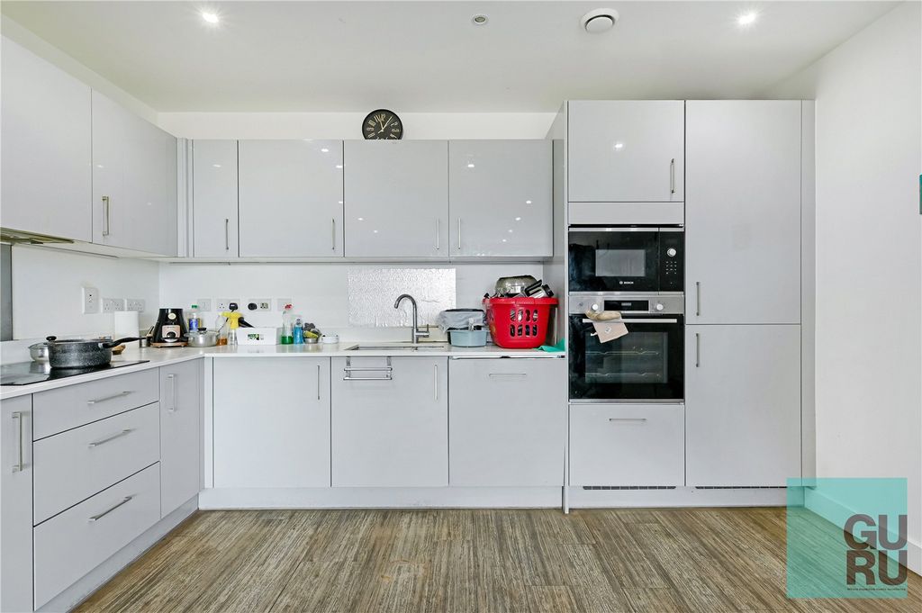 Property photo 1 of 9 Picture No. 05