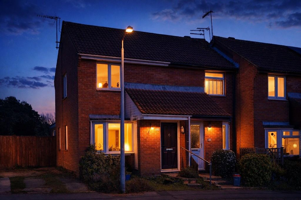 Property photo 1 of 21 Front (Exterior)