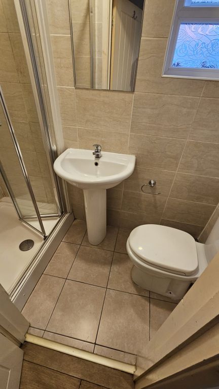 Property photo 3 of 6 3