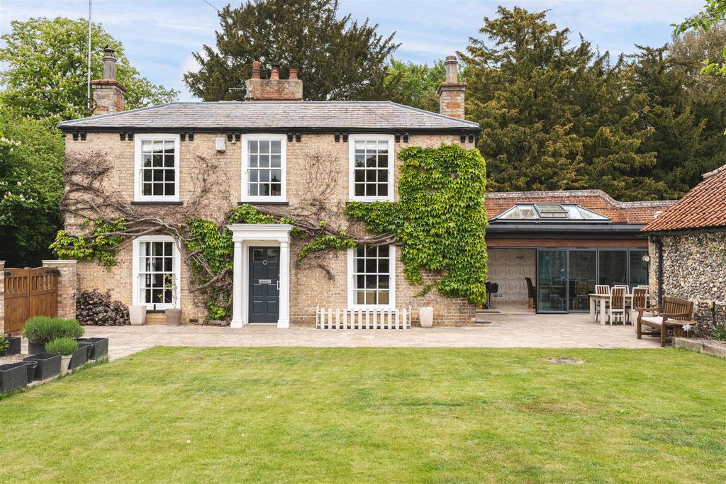 Property photo 1 of 26 Cotton End-45.Jpg