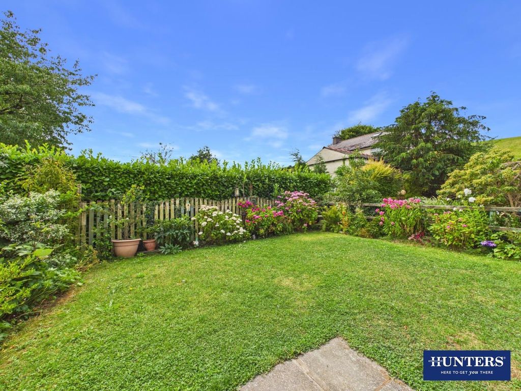 Property photo 3 of 18 Garden