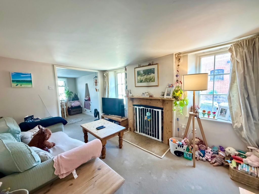 Property photo 2 of 7