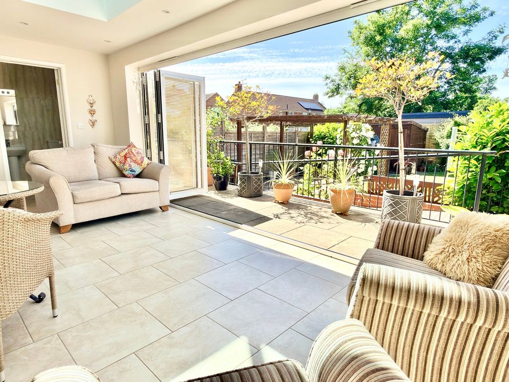 Property photo 2 of 14