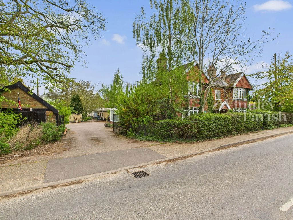 Property photo 2 of 30