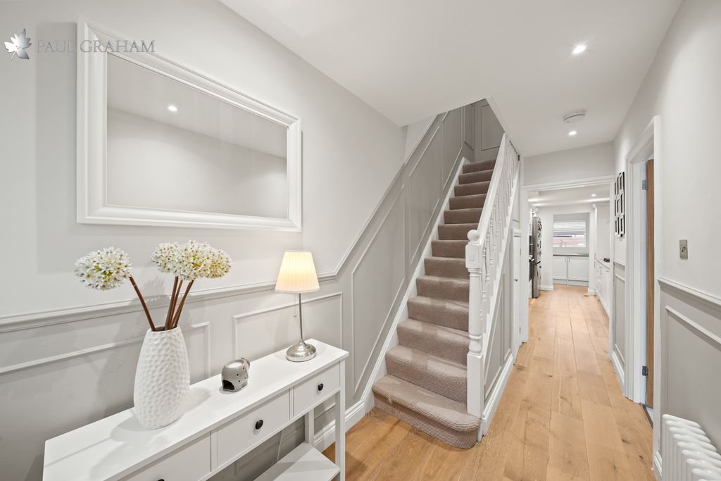 Property photo 3 of 21 Dsc09992