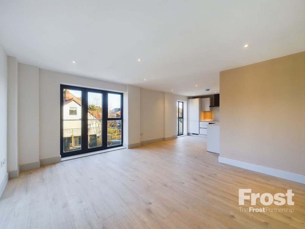 Property photo 2 of 9 Picture No. 23